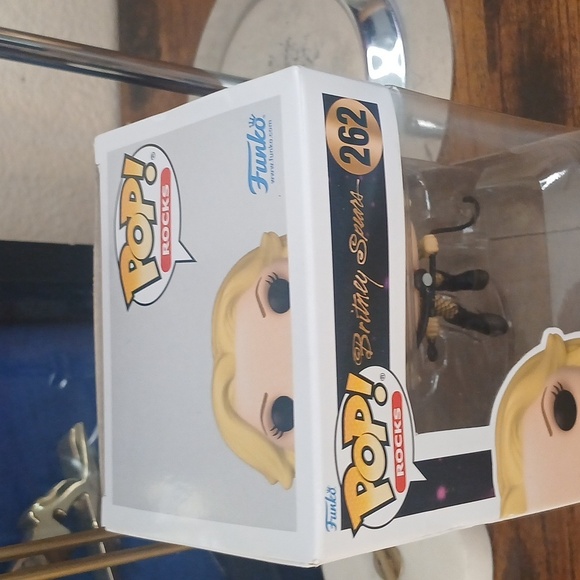Funko Pop! Rocks Britney Spears Vinyl Figure - Picture 3 of 7